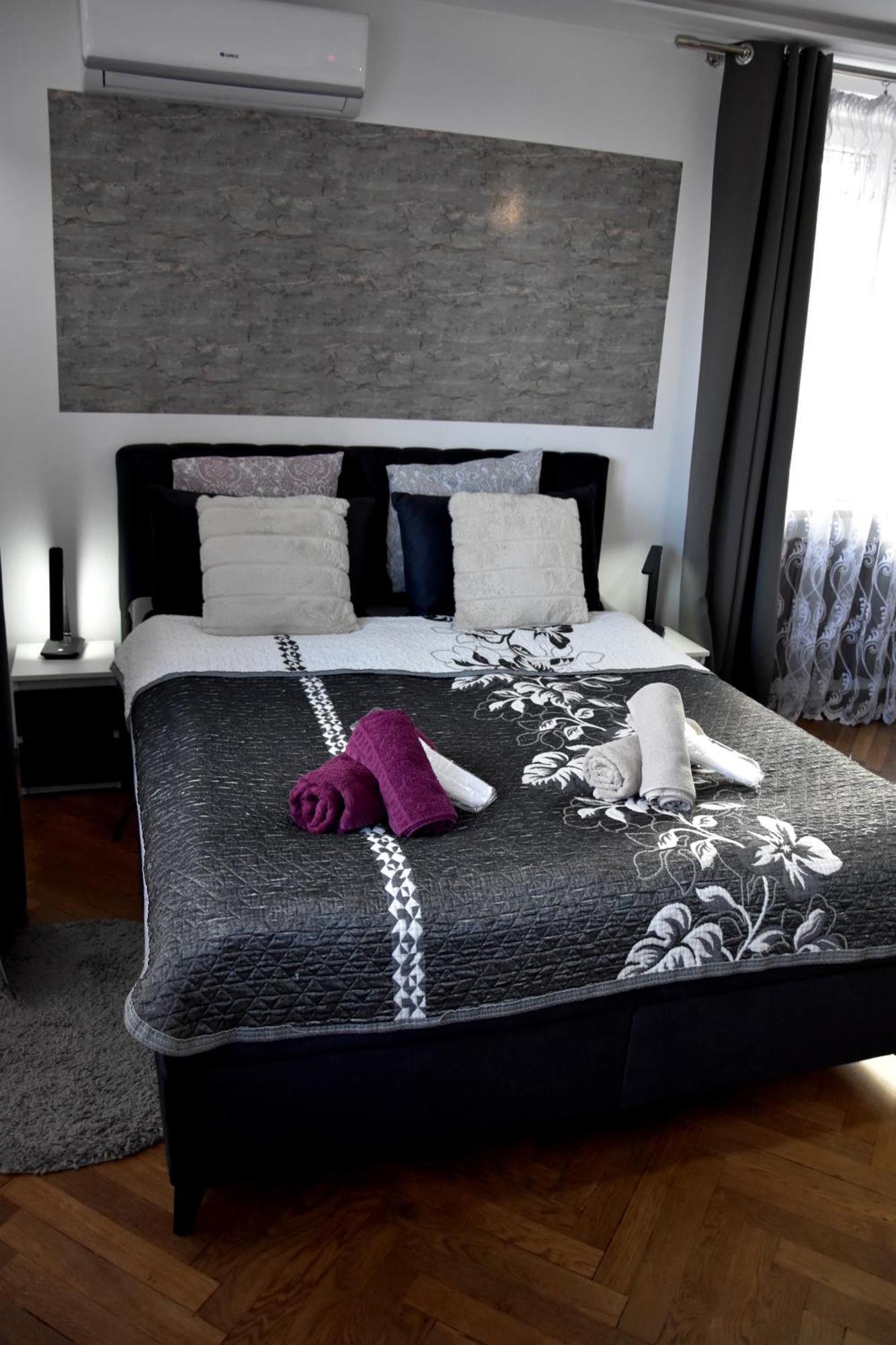 Apartament Night Premium Krakau Exterior foto